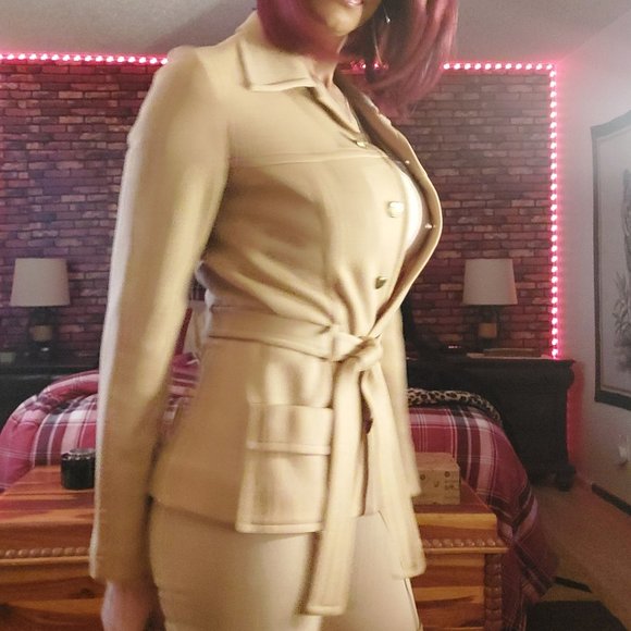 The quality of this blazer!! - Picture 2 of 5